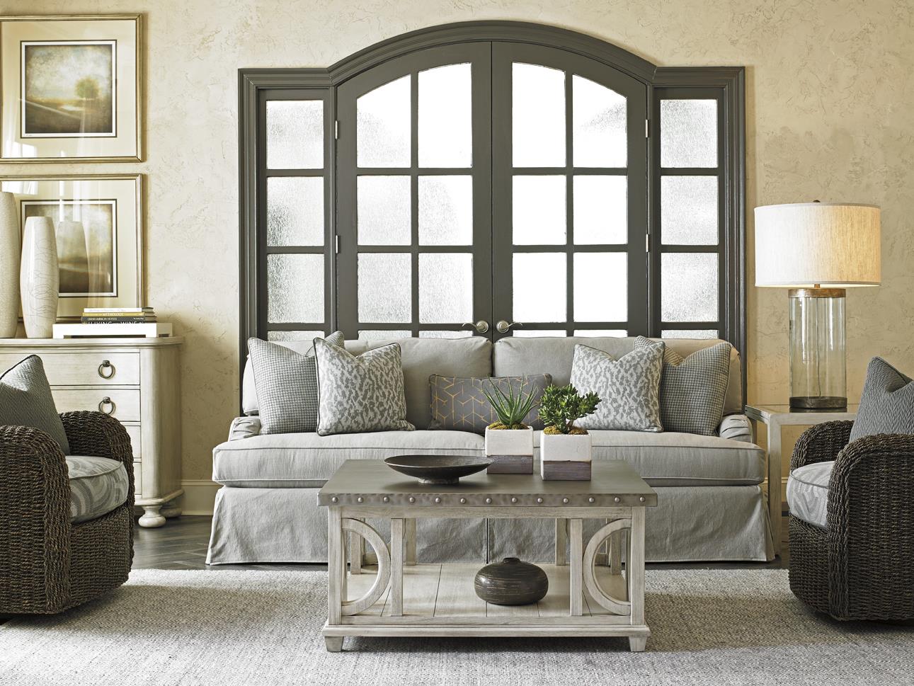 Lexington oyster deals bay coffee table